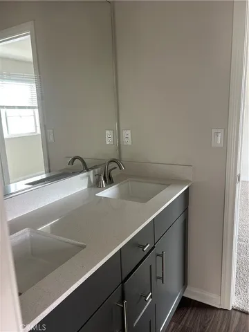 a close view of sink and tap