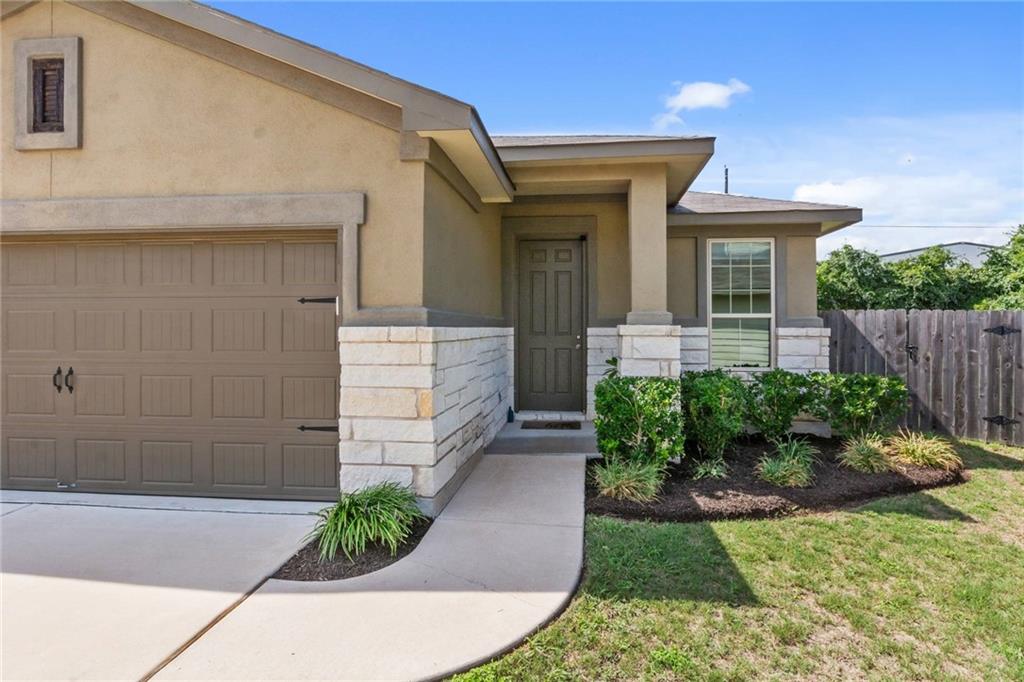 417 Anacua Loop, Unit 6 Manchaca, TX 78652 - Photo 1 of 1