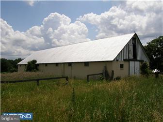 515 Corner Ketch Road Downingtown, PA 19335 - Photo 4 of 12 Barn