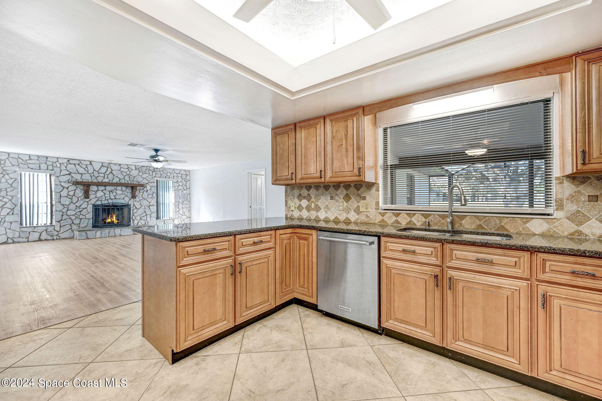 281 Sandy Run Melbourne, FL 32940 - Photo 12 of 69 46-web-or-mls-DSC_0414
