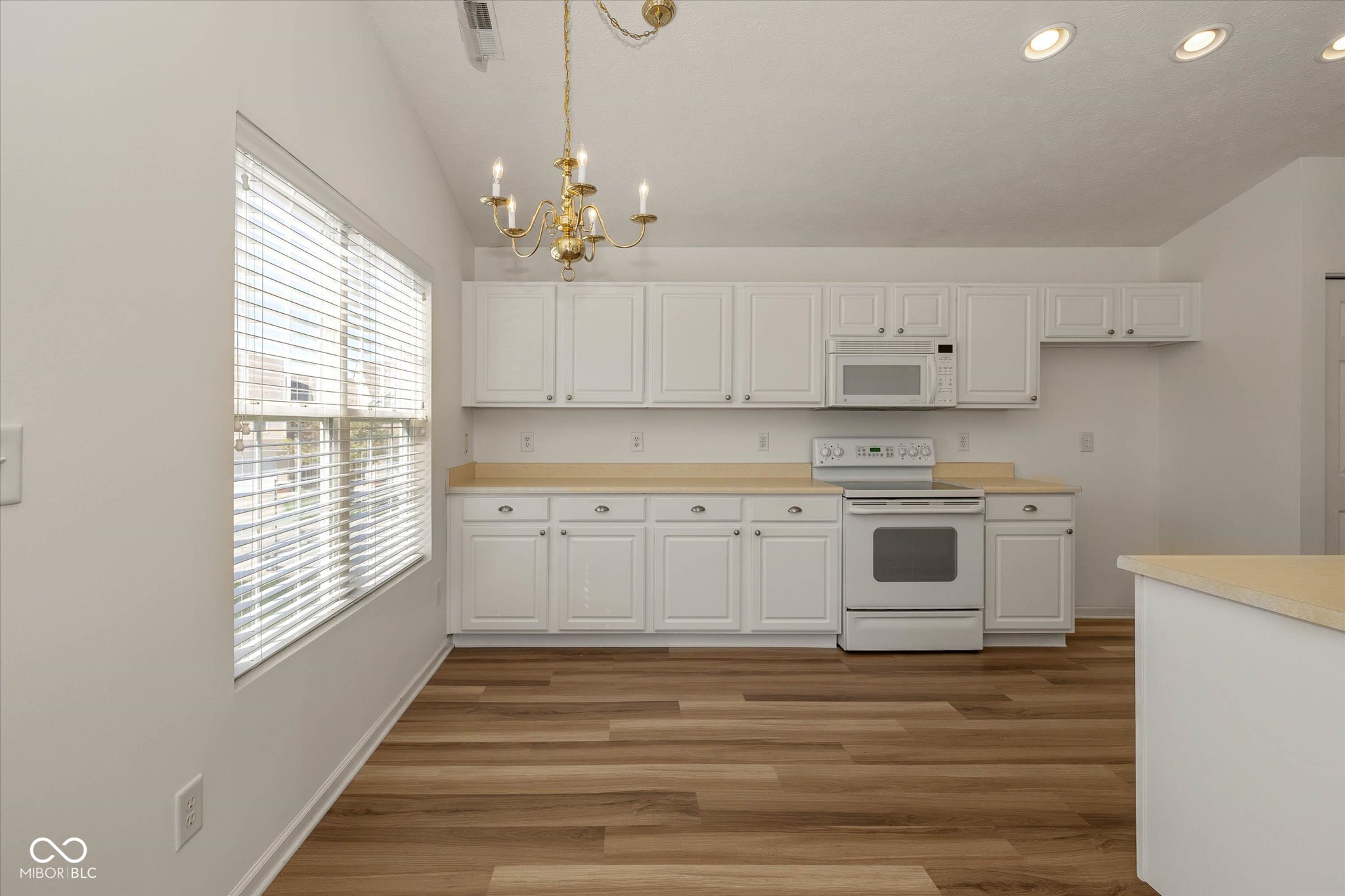 16923 Mapleton Place Westfield, IN 46074 - Photo 11 of 25 Gallery Image 11