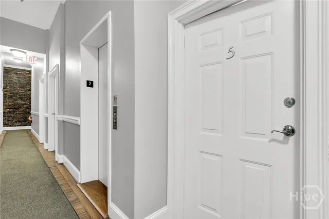 $1,850 | 321 West Broughton Street, Unit 5, Savannah, GA 31401