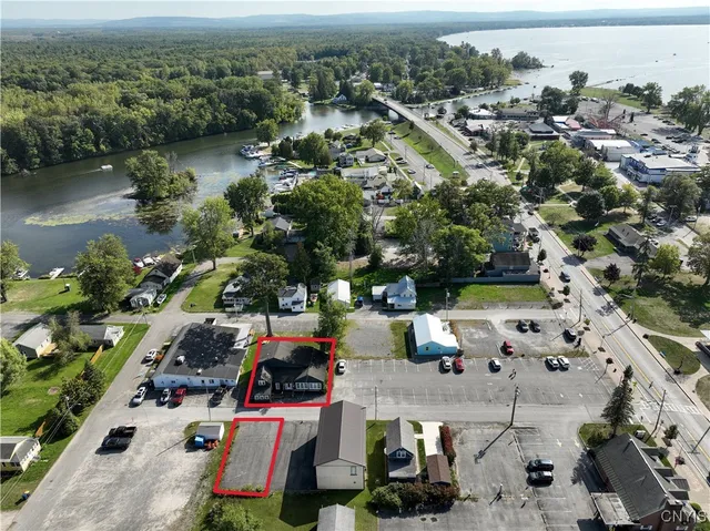 $399,900 | 228 8th Avenue, Vienna, NY 13157