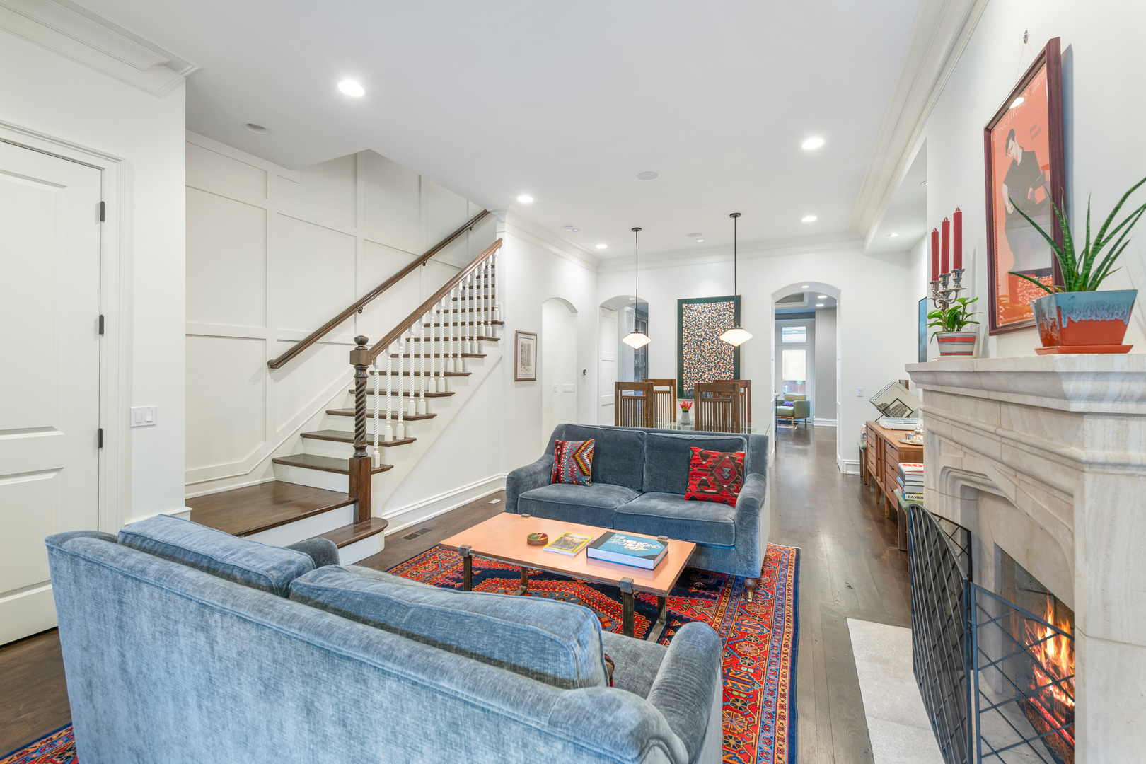 41 East Elm Street Chicago, IL 60611 - Photo 6 of 50 a living room with furniture and a fireplace