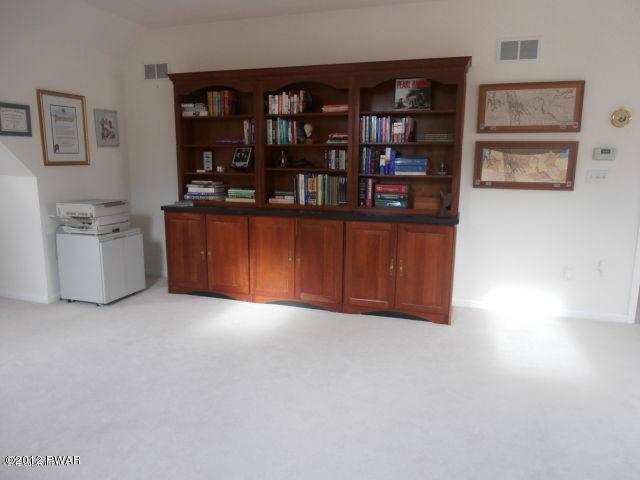 87 Great Bear Way Road East Stroudsburg, PA 18302 - Photo 32 of 45