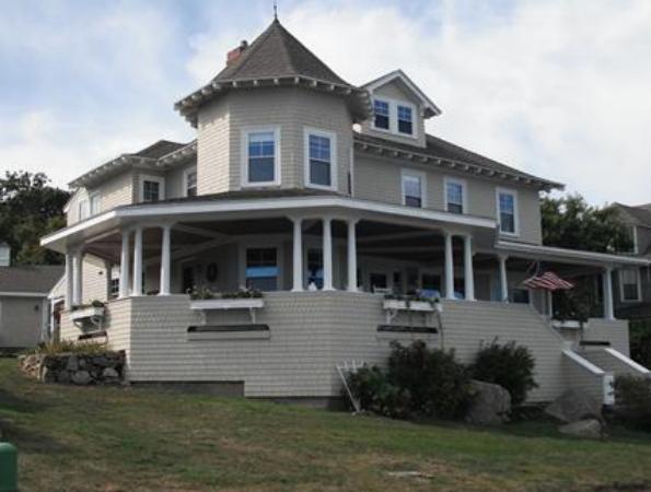 65 Atlantic Road Gloucester, MA 01930 - Photo 16 of 28