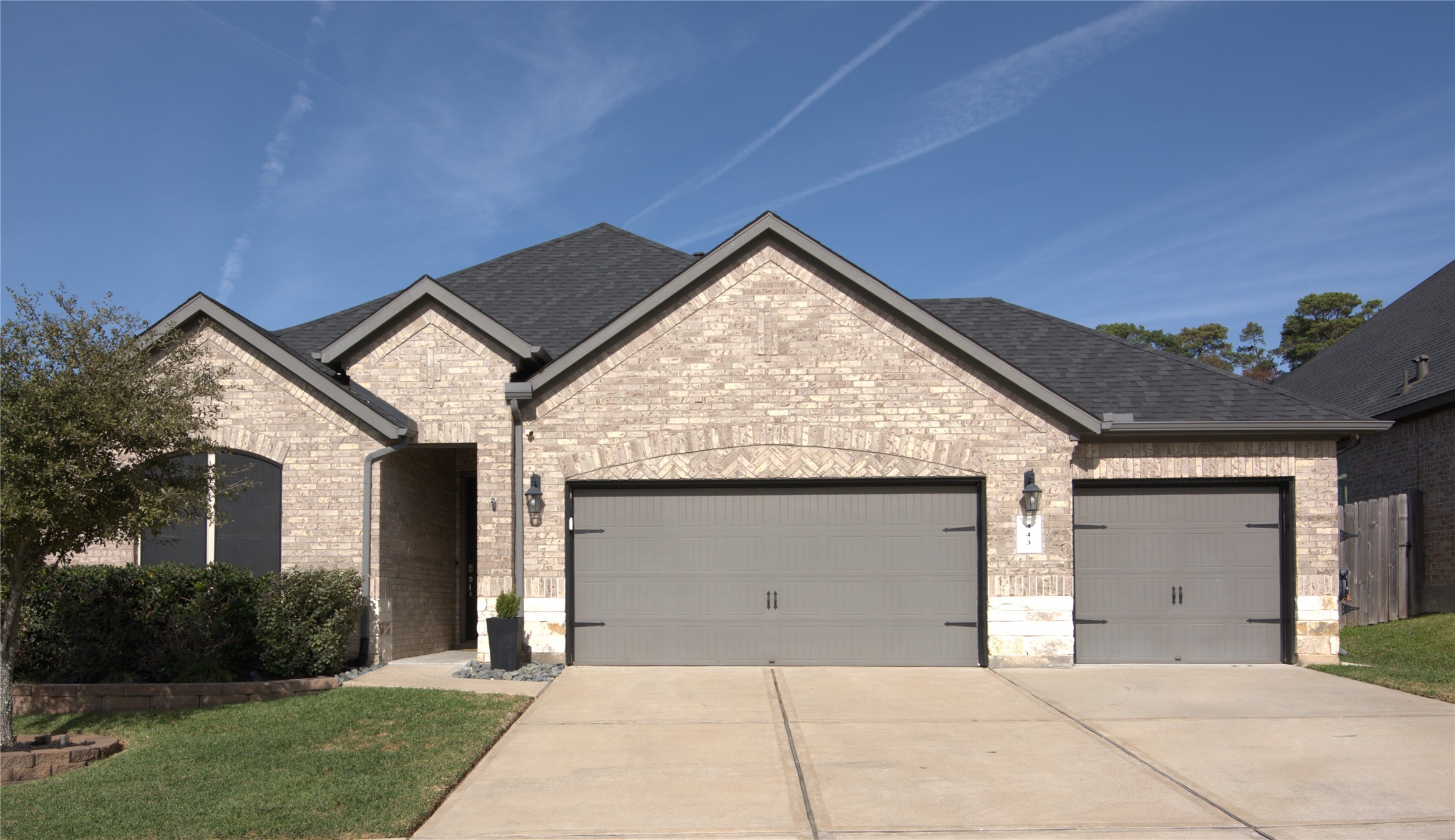 443 Stonebrook Lane Conroe, TX 77304 - Photo 18 of 21 This beautiful home has it all, purified water, large spa shower, beautiful interior updates a must see. Four or Five bedrooms.
