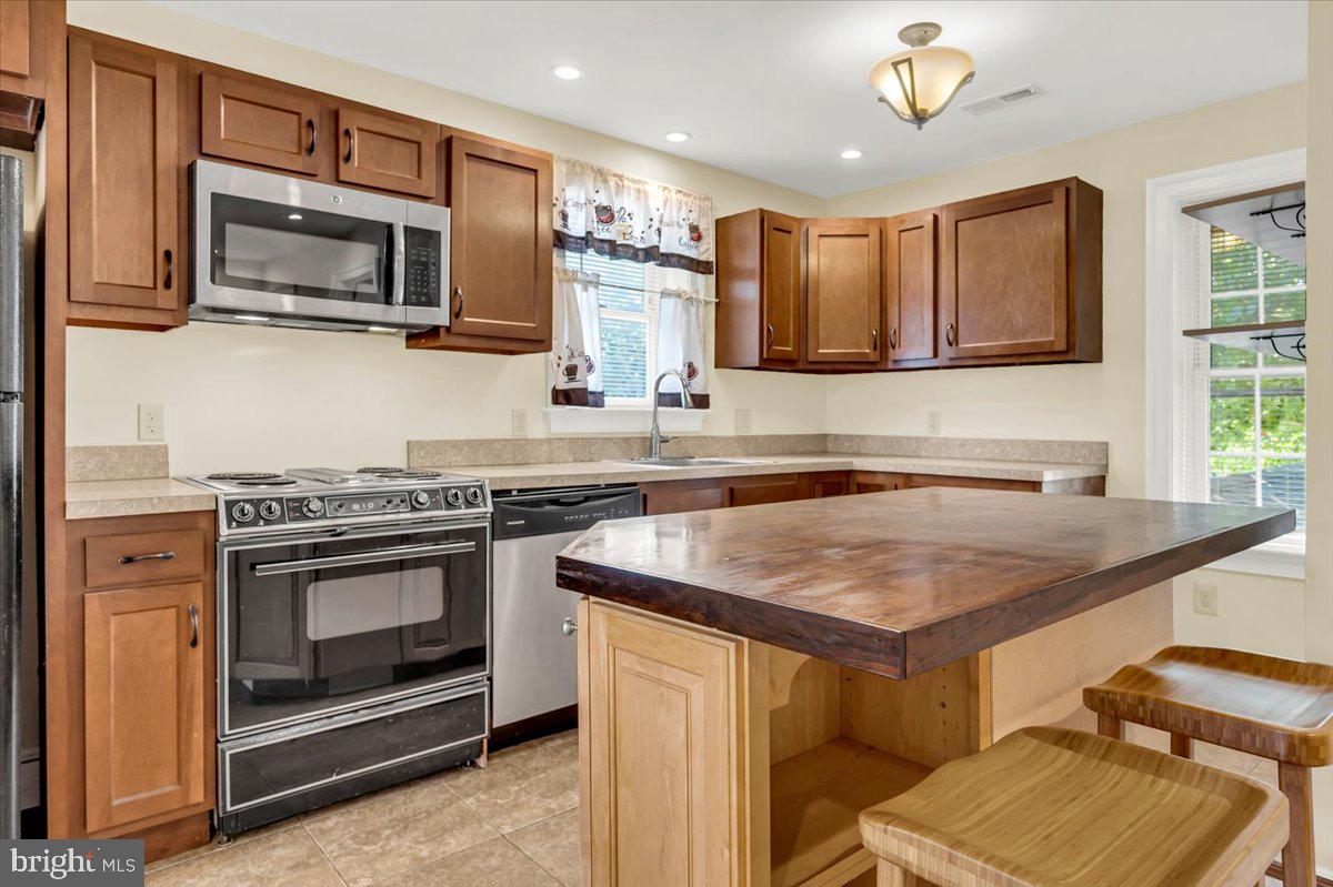 301 Boxwood Road Wilmington, DE 19804 - Photo 29 of 50 2nd Floor 2-Bedroom Apt - Kitchen