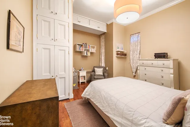 $625,000 | 103 East 10th Street, Unit 3C | East Village