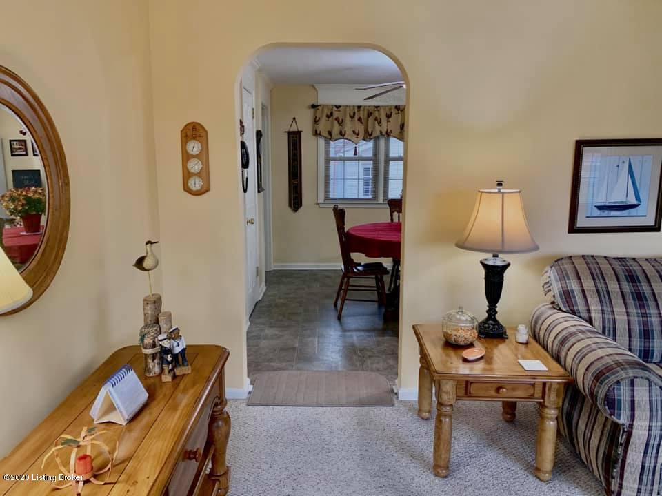 10412 Deering Road Louisville, KY 40272 - Photo 18 of 52 DeeringLR4