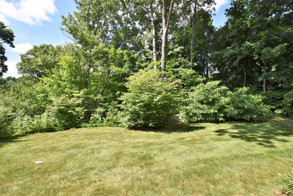 24 Inverness Road Norwood, MA 02062 - Photo 8 of 35 Gallery Image 8