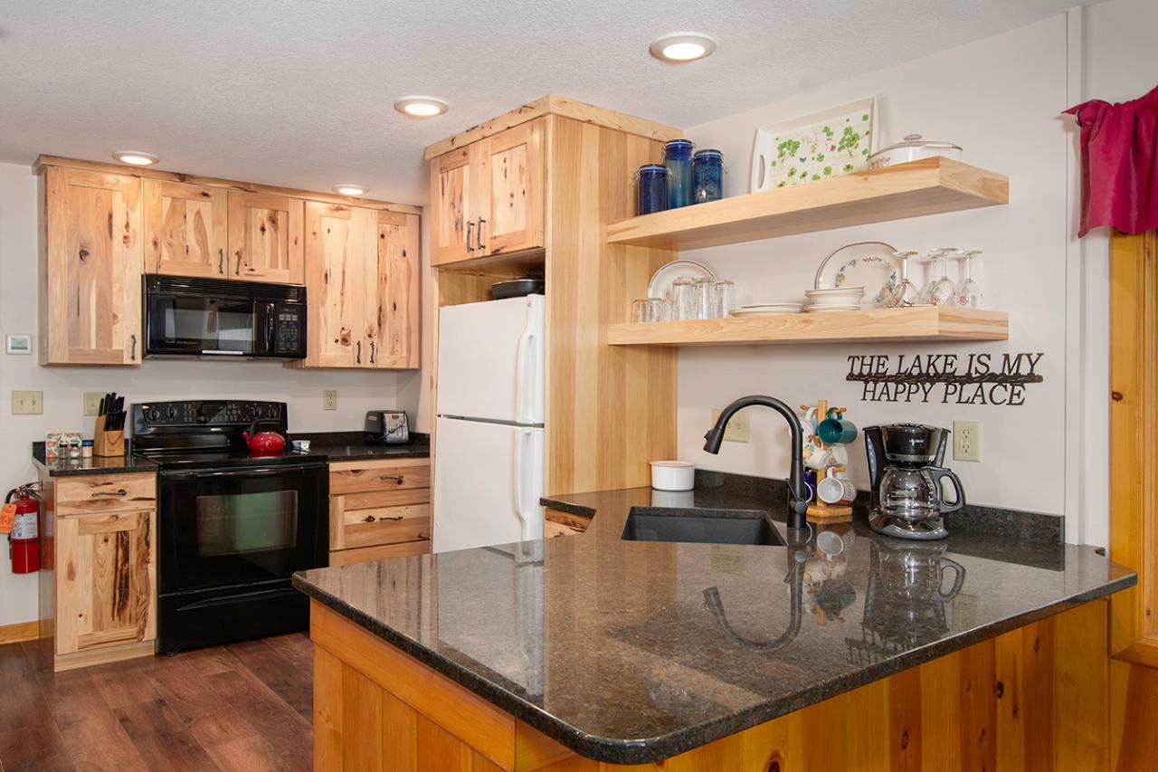 1865 Meta Lake Road Eagle River, WI 54521 - Photo 4 of 22 Gallery Image 4