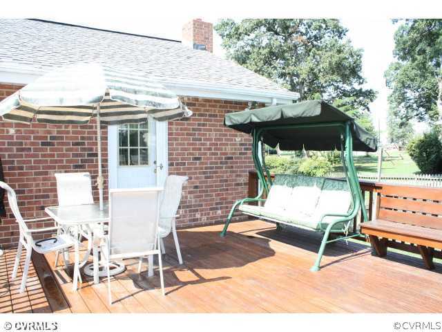 3829 River Road Hopewell, VA 23860 - Photo 4 of 12 Patio/Deck