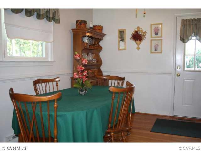 3829 River Road Hopewell, VA 23860 - Photo 10 of 12 Dining Room
