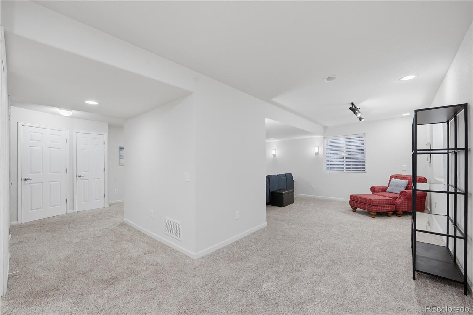 10468 Wagon Highlands Ranch Littleton, CO 80130 - Photo 23 of 35