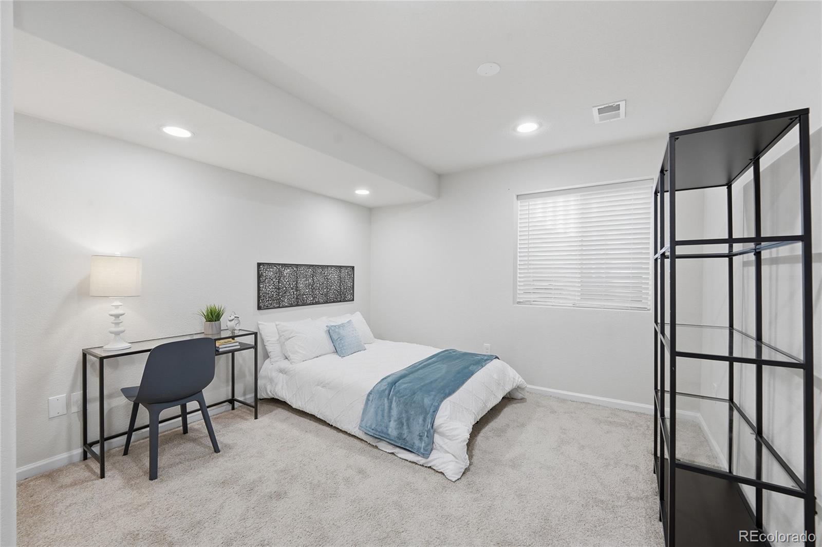 10468 Wagon Highlands Ranch Littleton, CO 80130 - Photo 25 of 35