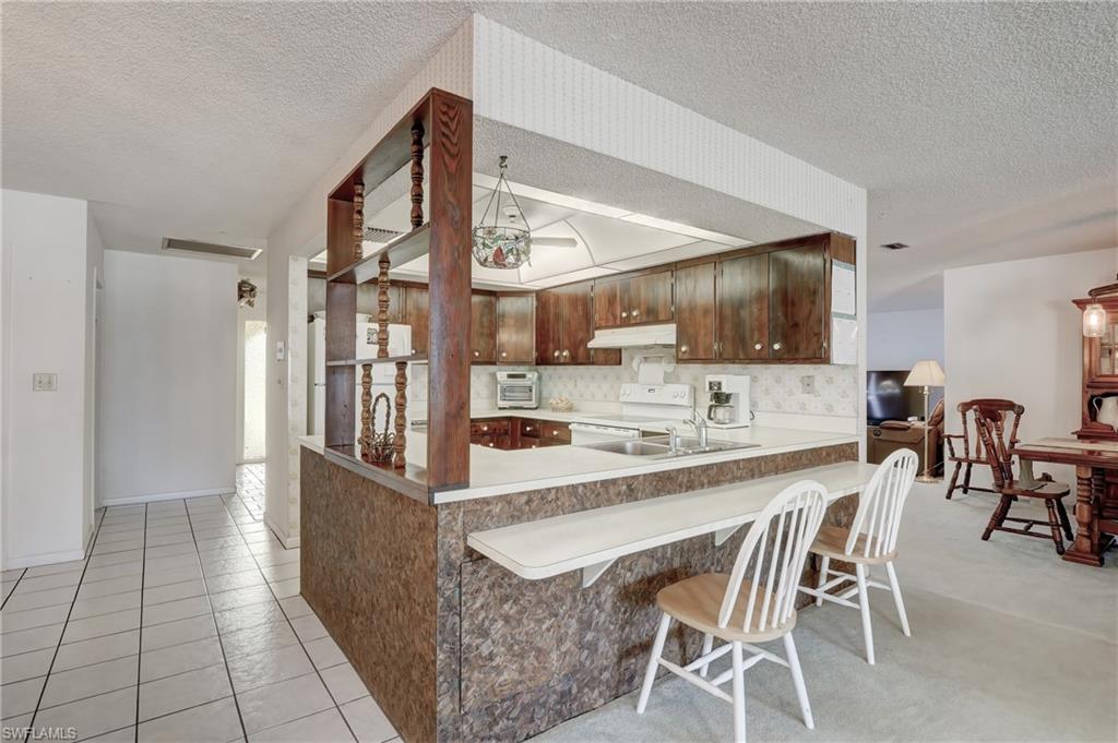 525 15th Street Southwest Naples, FL 34117 - Photo 11 of 35