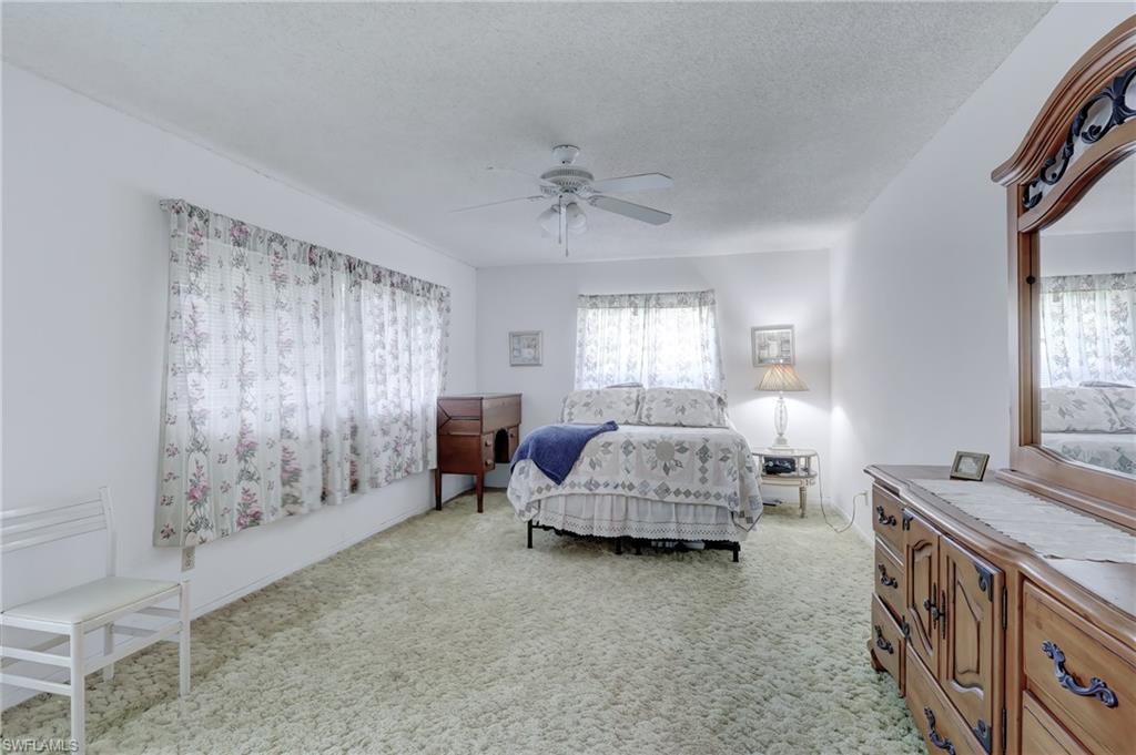 525 15th Street Southwest Naples, FL 34117 - Photo 15 of 35