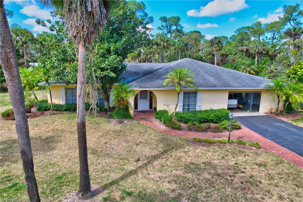 525 15th Street Southwest Naples, FL 34117 - Photo 27 of 35