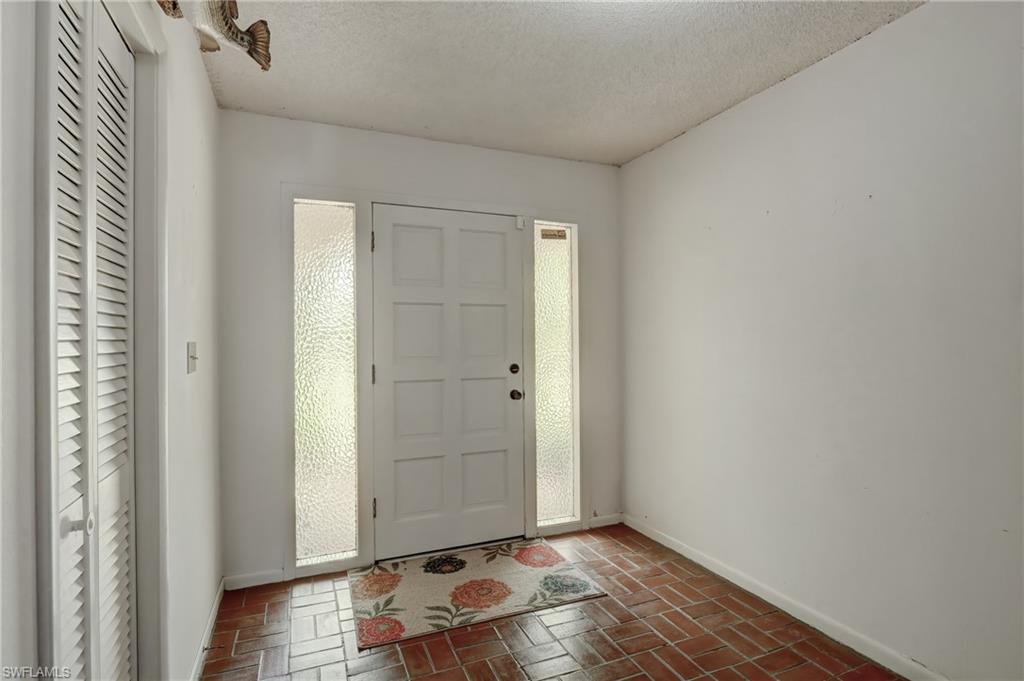 525 15th Street Southwest Naples, FL 34117 - Photo 3 of 35