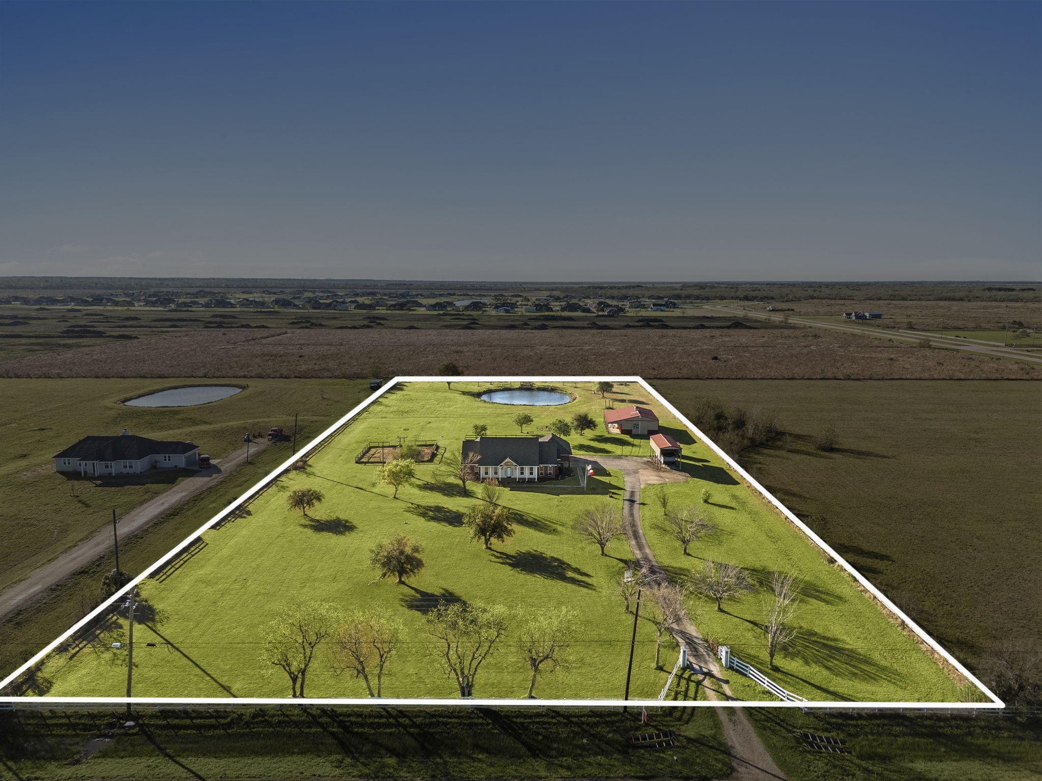 7740 Farm To Market 1462 Rosharon, TX 77583 - Photo 2 of 35 a view of a swimming pool