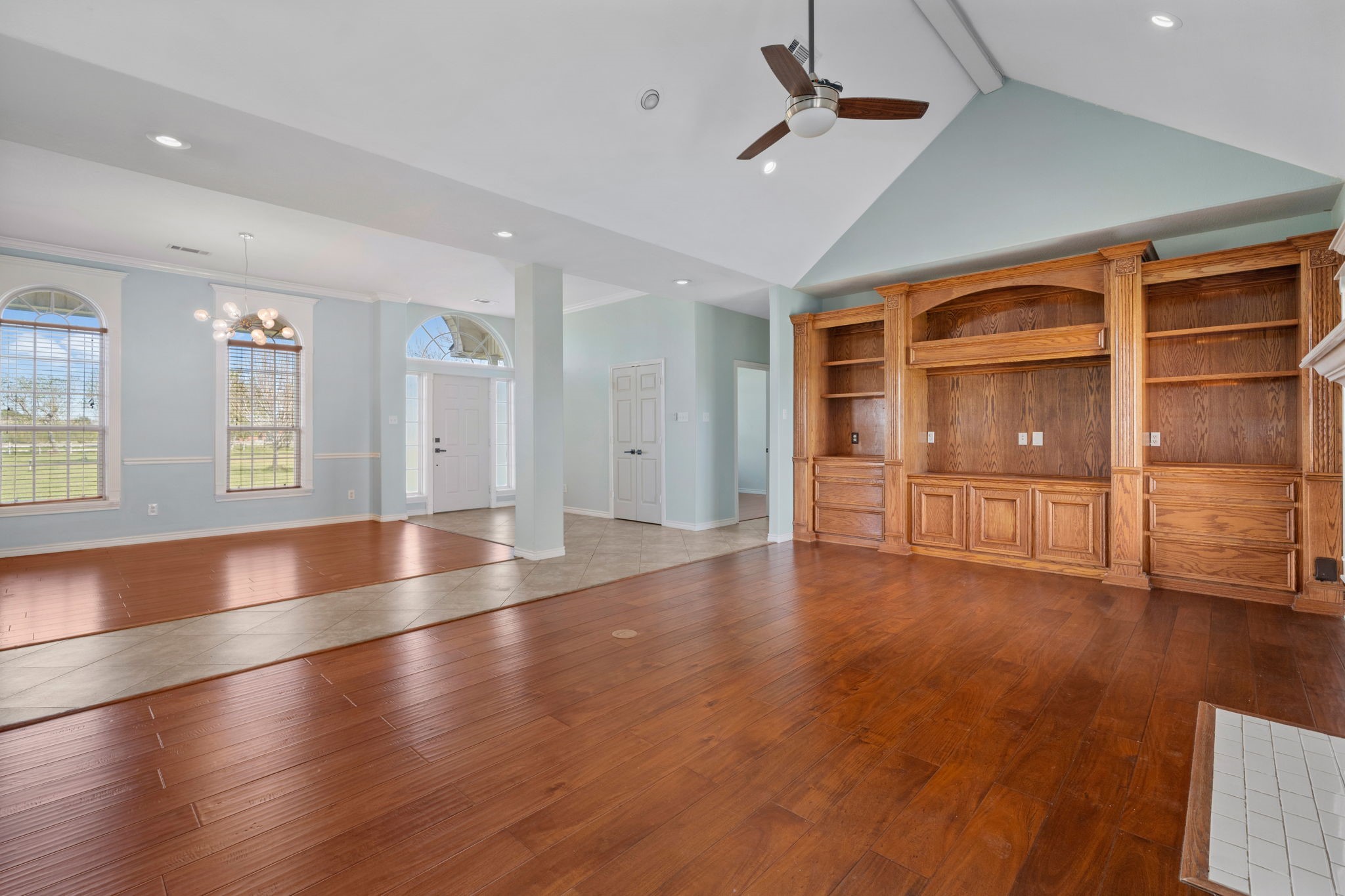 7740 Farm To Market 1462 Rosharon, TX 77583 - Photo 7 of 35 an empty room with wooden floor and windows