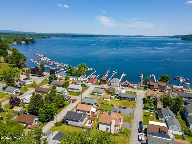 $650,000 | 105 3rd Street, Malta, NY 12866