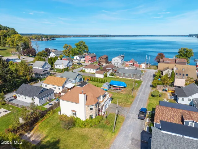 $650,000 | 105 3rd Street, Malta, NY 12866