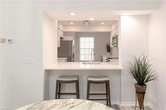 $525,000 | 434 Sugar Pine Lane, Naples, FL 34108