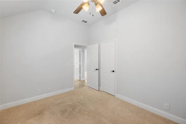 $2,300 | 300 Kelvington Drive, Anna, TX 75409