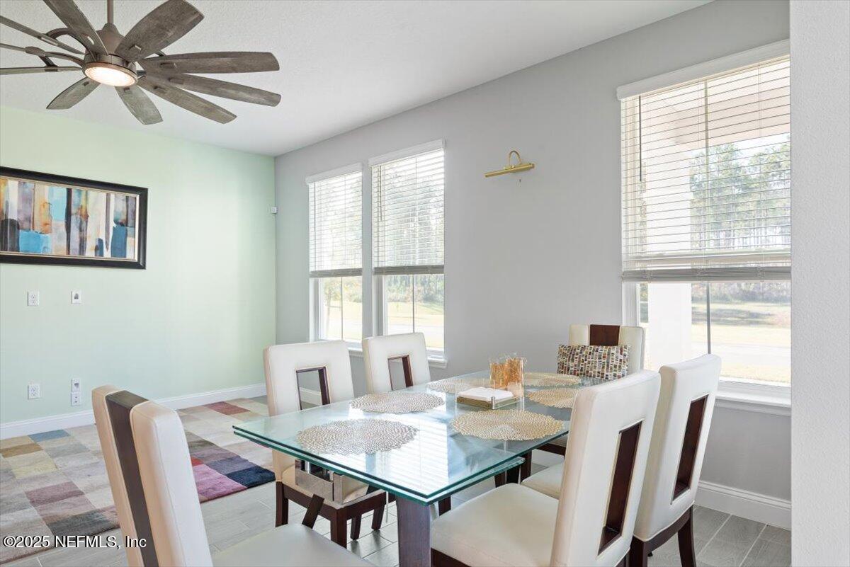 16 Samantha Court St. Augustine, FL 32092 - Photo 11 of 52 Dining area