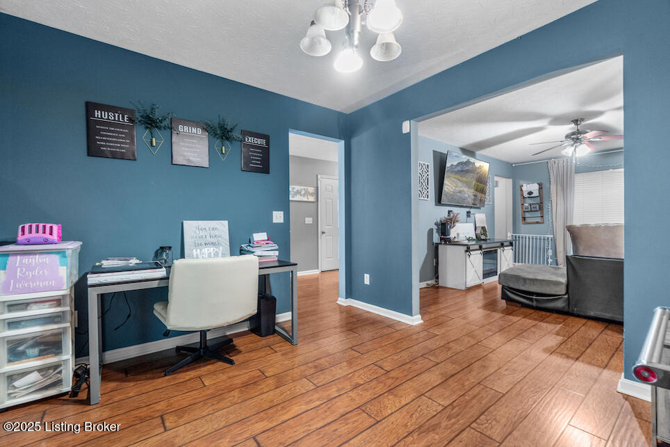 214 Vineyard Road Elizabethtown, KY 42701 - Photo 4 of 28 dsc01749
