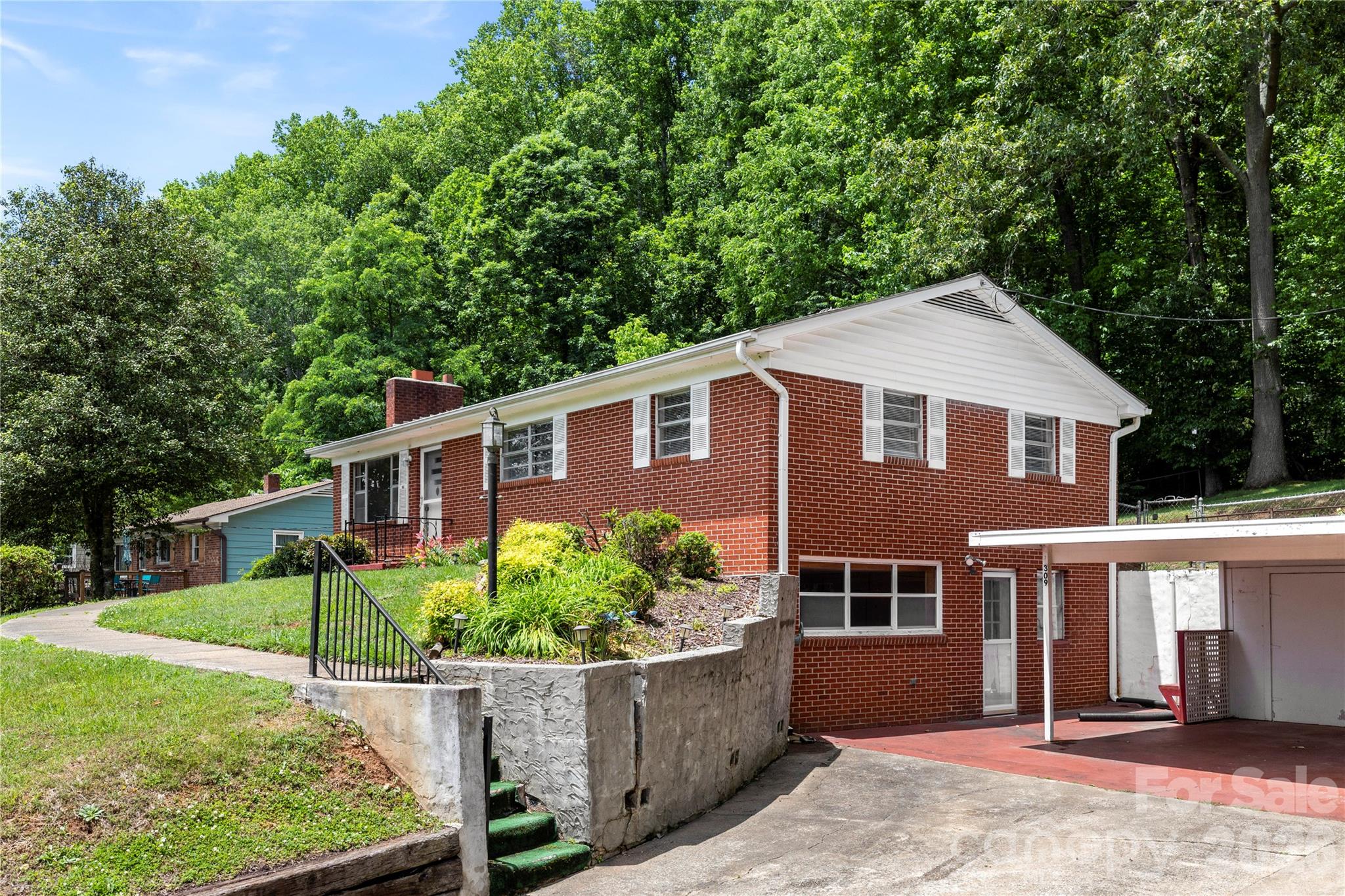 309 Oak Hill Road Candler, NC 28715 - Photo 3 of 39