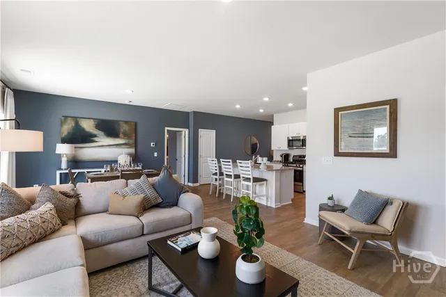 $313,782 | 103 Sunbeam Trail, Bloomingdale, GA 31302