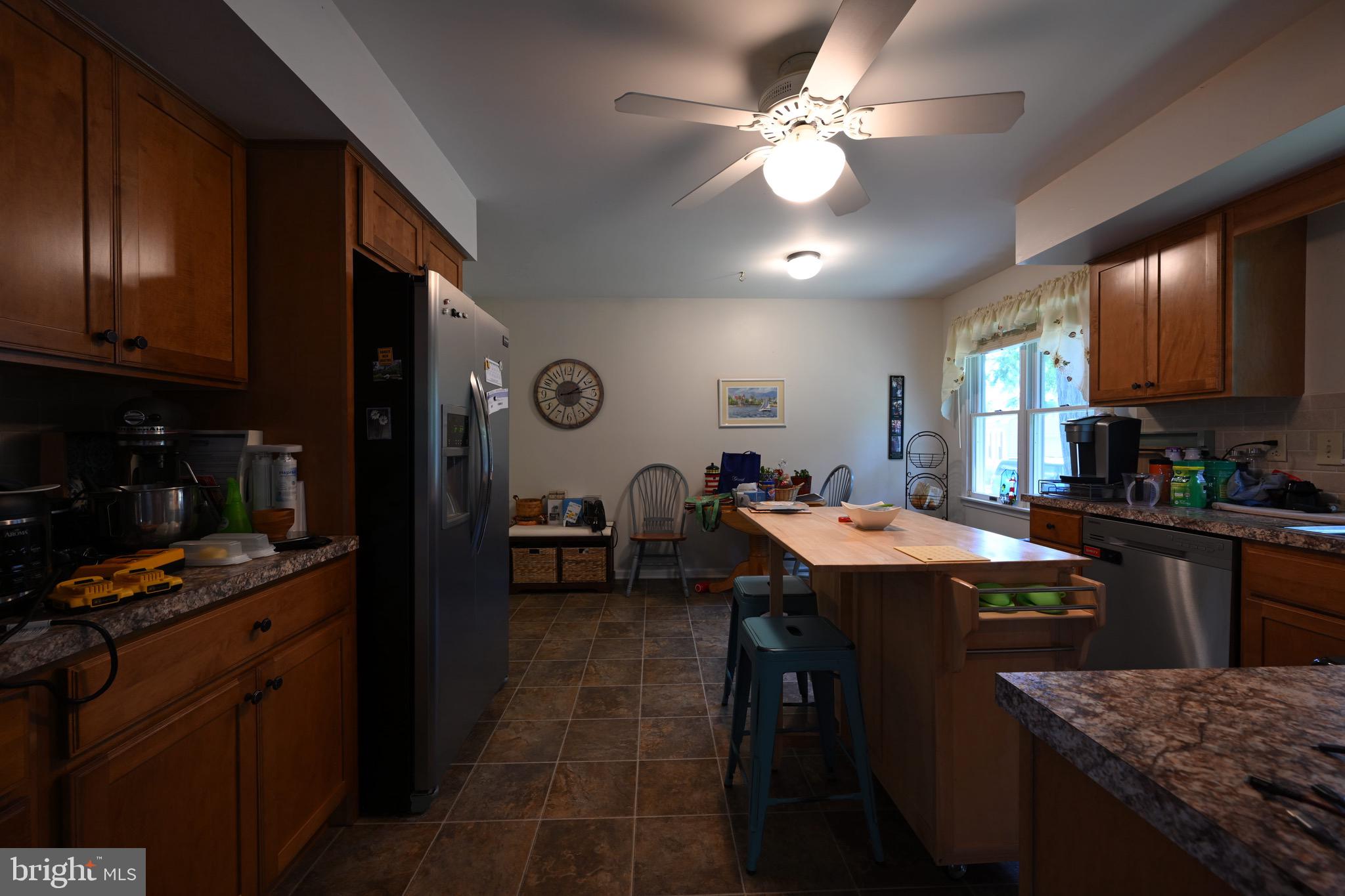 111 Jason Court Delran, NJ 08075 - Photo 8 of 15
