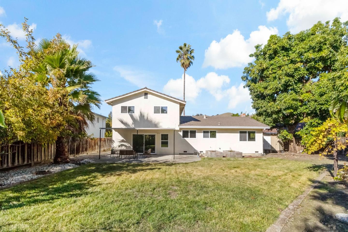 294 Rosado Road Fremont, CA 94539 - Photo 10 of 65