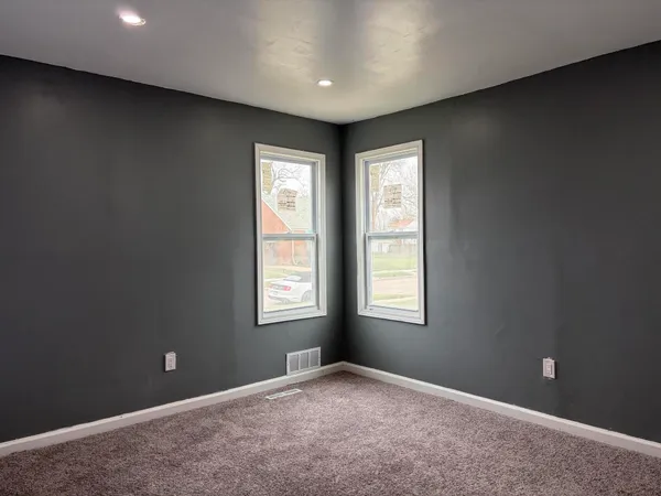 $90,000 | 17870 Yonka Street, Hamtramck, MI 48212