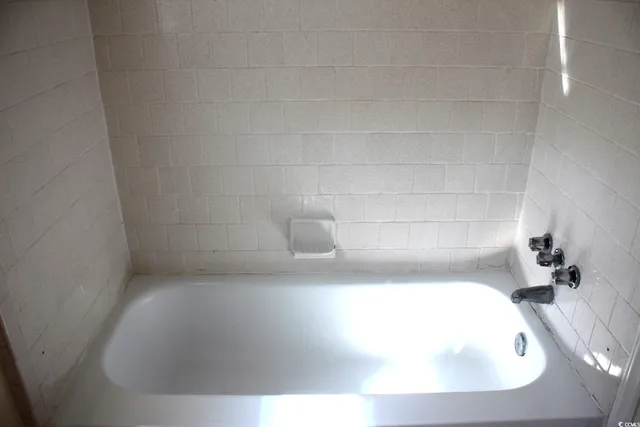 $975 | 1500 Chester Street, Unit 3, Myrtle Beach, SC 29577