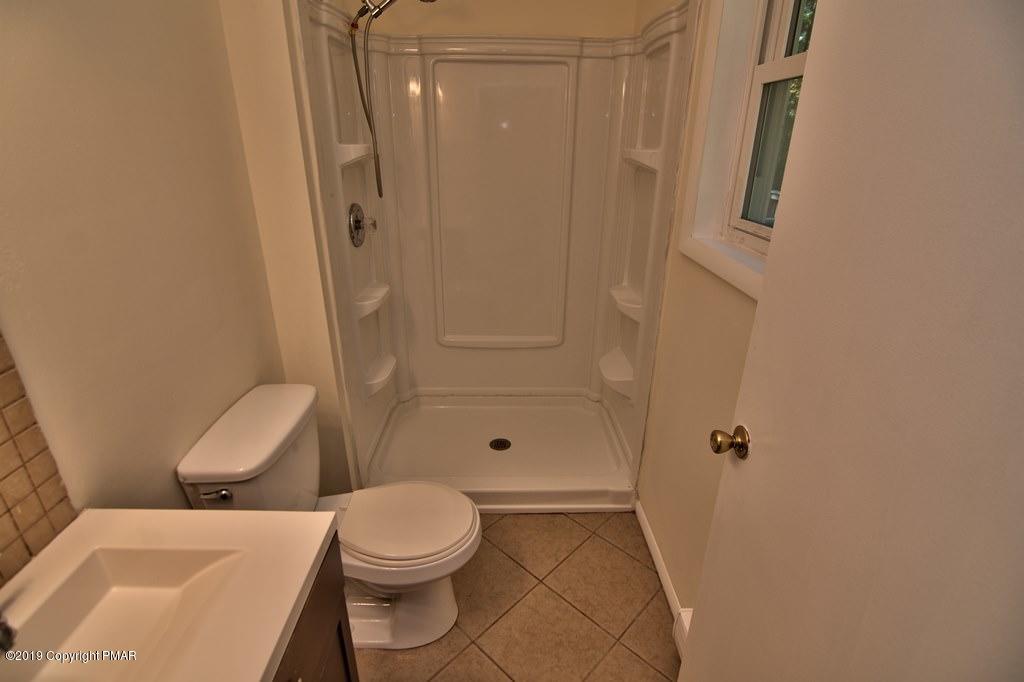 563 Edelweiss Road East Stroudsburg, PA 18302 - Photo 19 of 43 Master Bath