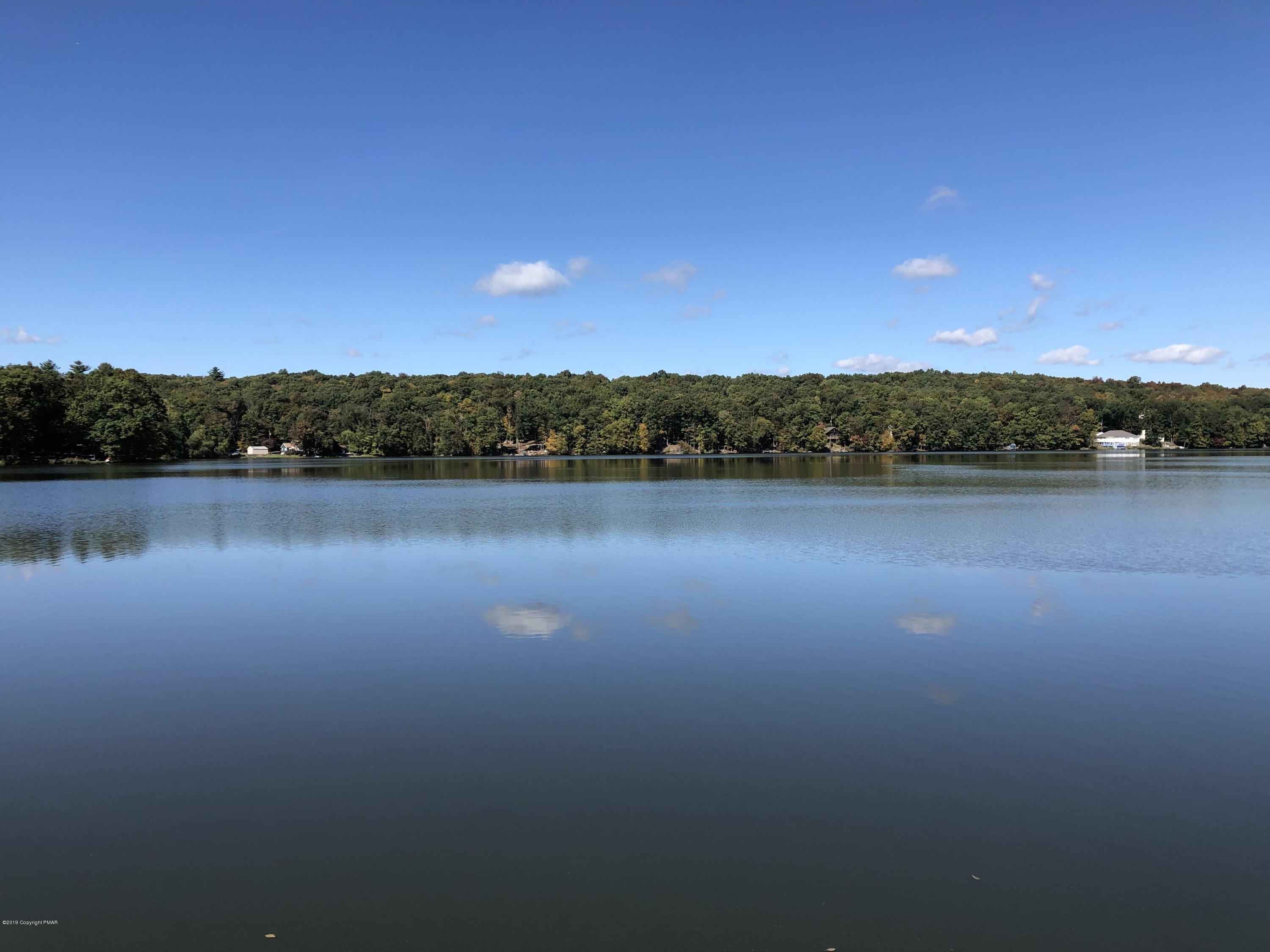 563 Edelweiss Road East Stroudsburg, PA 18302 - Photo 41 of 43 Community Lake