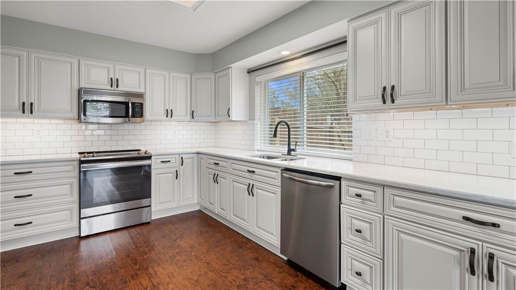 613 Spring Branch Drive Slidell, LA 70460 - Photo 3 of 24 Gallery Image 3