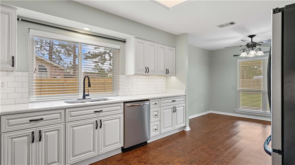 613 Spring Branch Drive Slidell, LA 70460 - Photo 4 of 24 Gallery Image 4