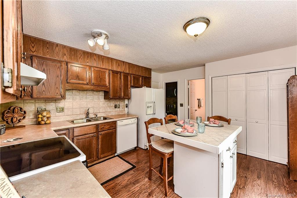 2709 Burnt Mill Road Charlotte, NC 28210 - Photo 14 of 22 Gallery Image 14