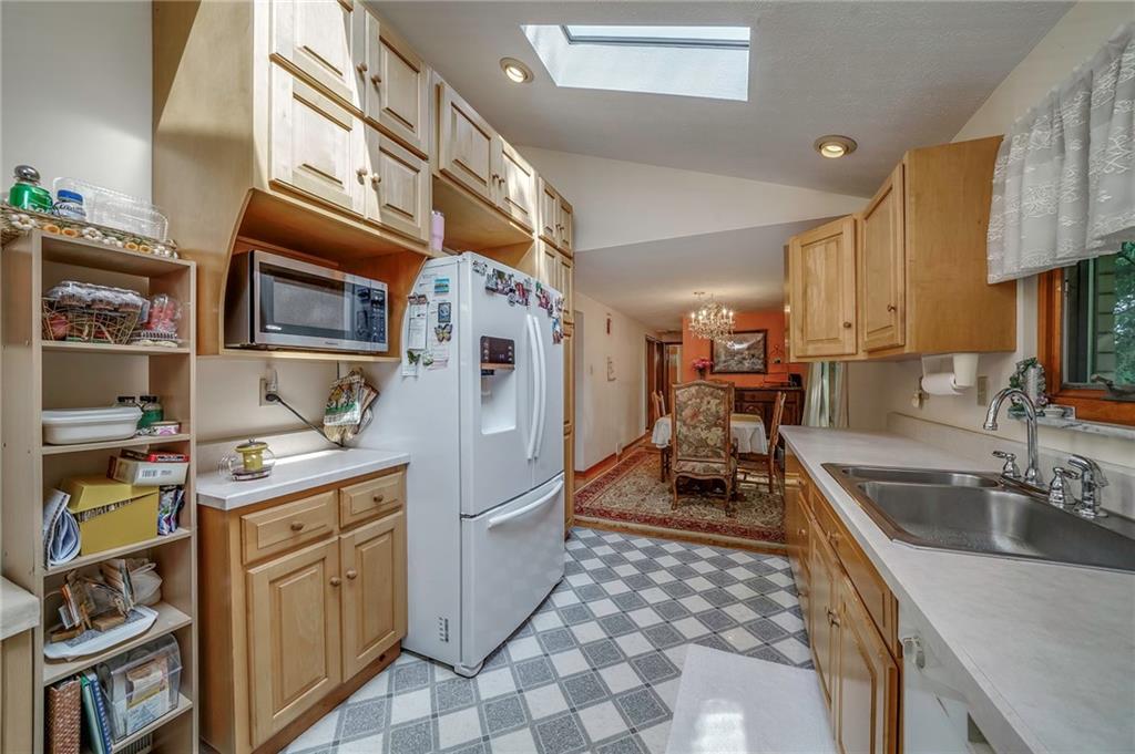105 Sharp Road White Oak, PA 15131 - Photo 14 of 25 Gallery Image 14