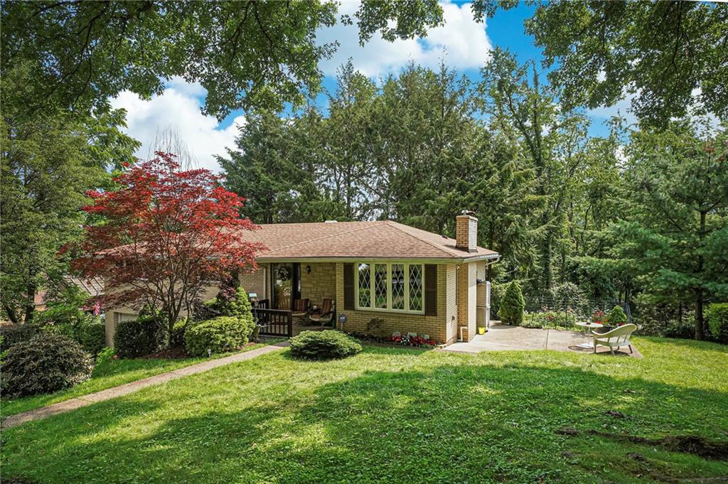 105 Sharp Road White Oak, PA 15131 - Photo 3 of 25 Gallery Image 3