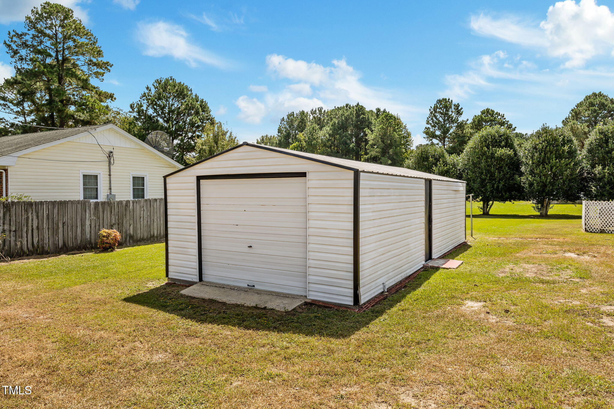 1500 Fairground Road Dunn, NC 28334 - Photo 24 of 31 37-web-or-mls-IMG_9321
