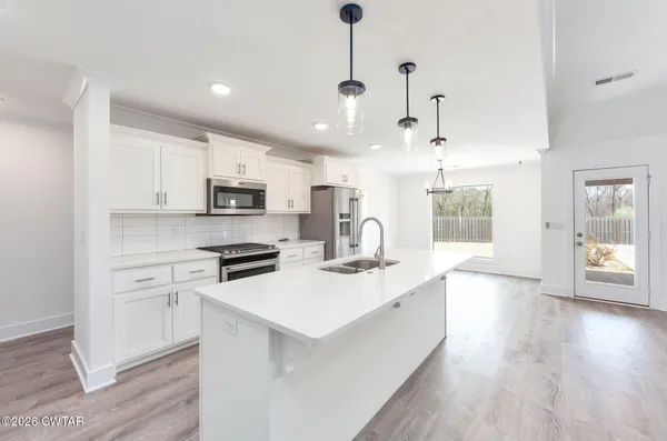 $357,500 | 66 Pecan Ridge Drive, Jackson, TN 38305