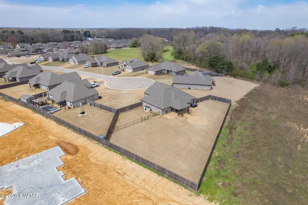 $357,500 | 66 Pecan Ridge Drive, Jackson, TN 38305