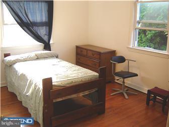 237 East Avon Road Chester, PA 19015 - Photo 3 of 11 Bedroom 2