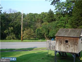 237 East Avon Road Chester, PA 19015 - Photo 4 of 11 Exterior Back